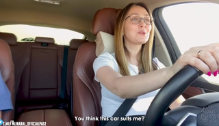 Трахнул в машине после уроков вождения