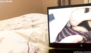 С разговорами - Русская мамка добывает сперму из хуя сына