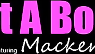 Брат хитростью уломал сестру на секс в стиле POV