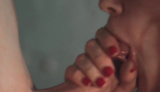 Девушка в колготках трахается в позе наездницы