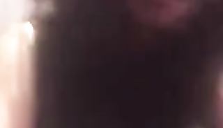 Хахаль трахает сзади молодую любовницу