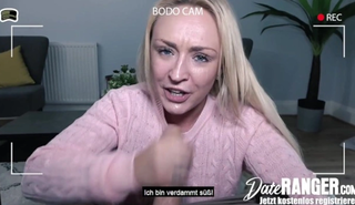 Два блондинки безумно трахаются