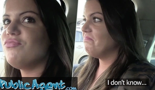 Студентка колеблется перед кримпаем и уличным сексом